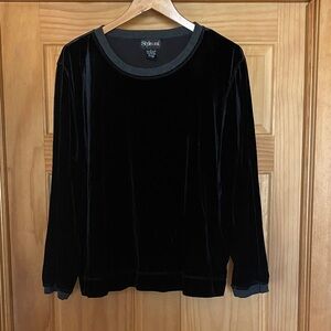 Style & Co. Black Velvet Sweatshirt L